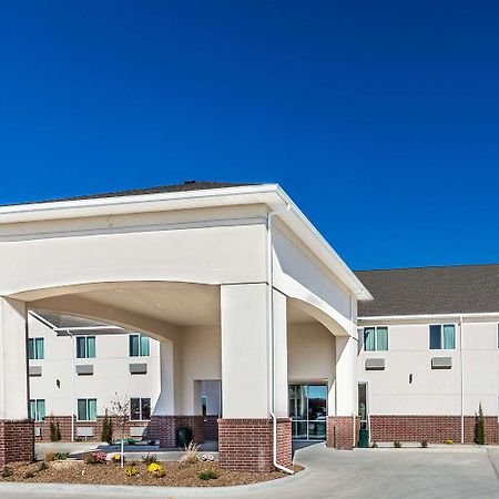 Days Inn & Suites By Wyndham El Dorado Exterior photo